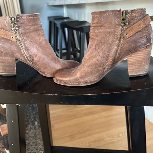 Dolce vida weather look beige western booties slightly worn inside sz 9 - Picture 5 of 7